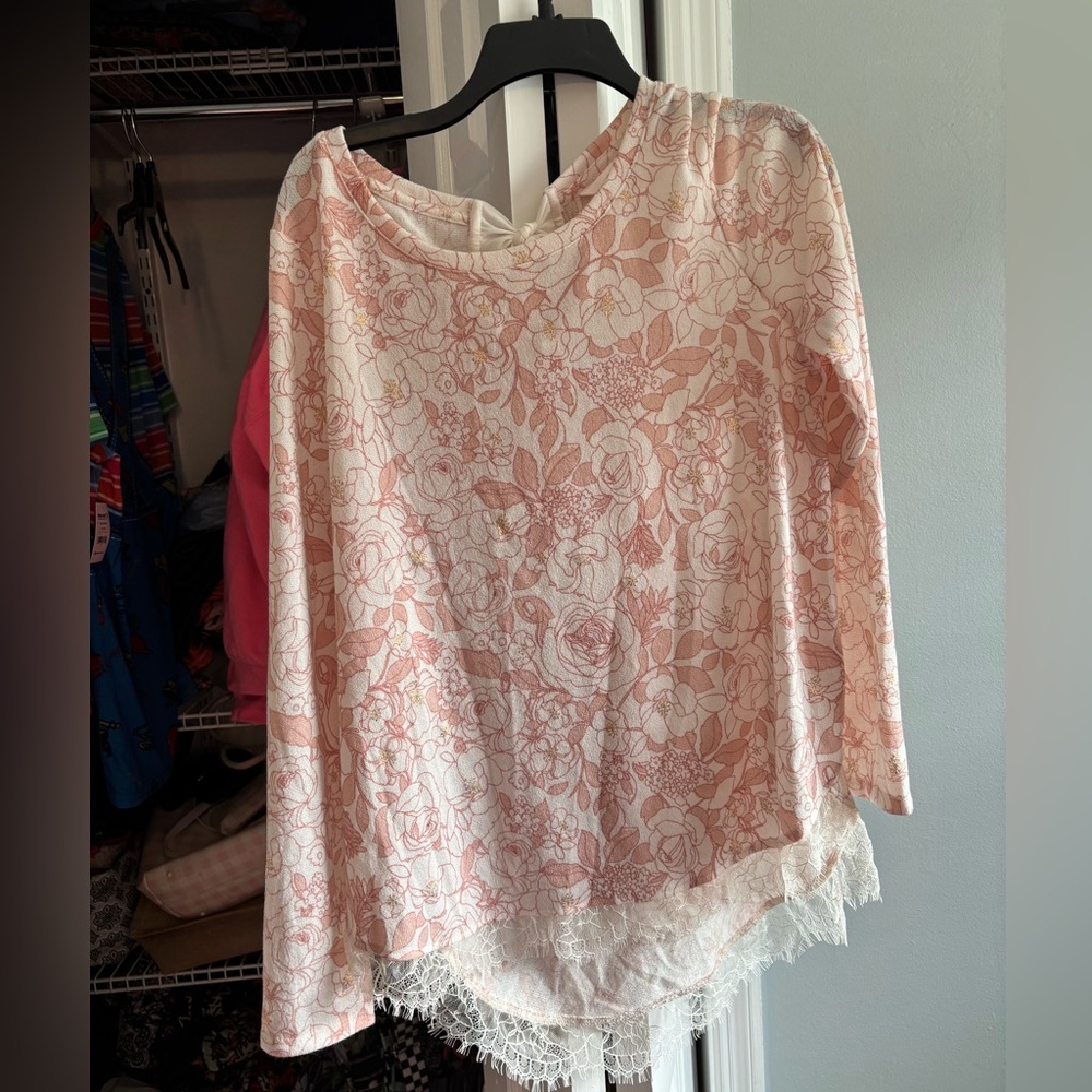 Lauren Conrad top